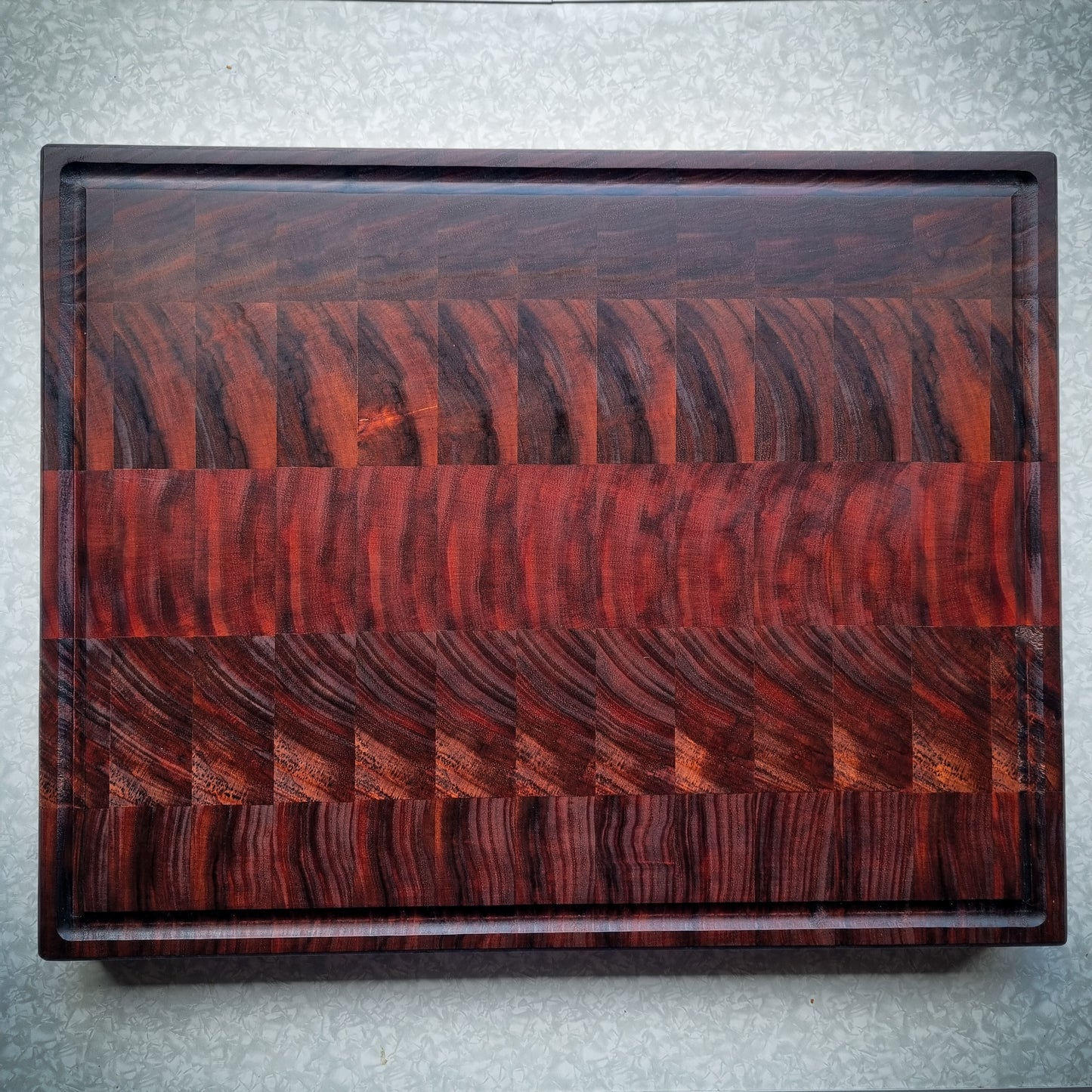 XL End-Grain - Blackwood