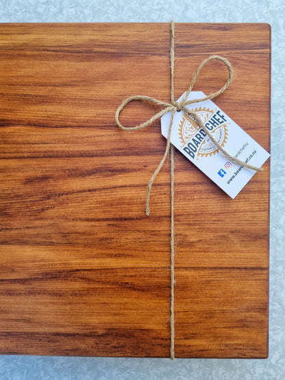 NZ Rimu - Classic Cutting Board