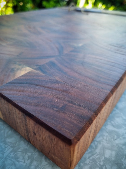 XL End-Grain - Blackwood